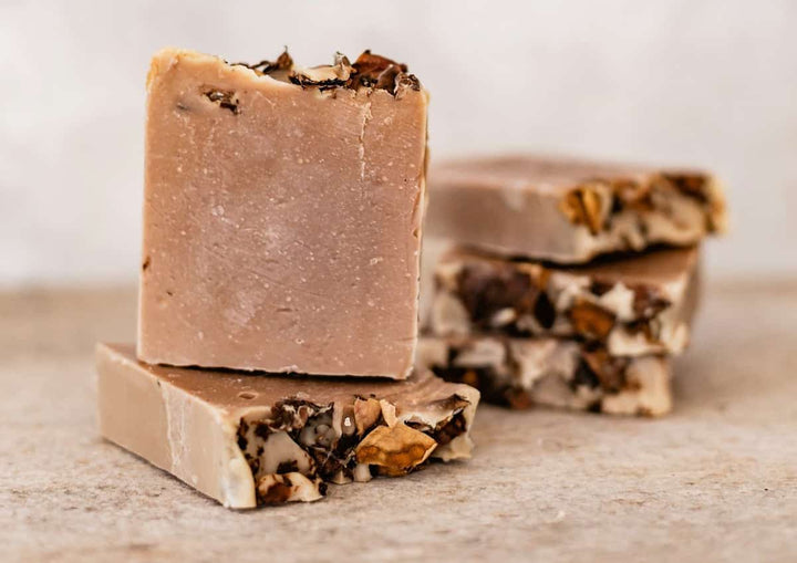 How to Eat Fudge? What Goes With Fudge?